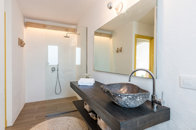 VIVIENDA TUR&Iacute;STICA VACACIONAL coastal-bathroom