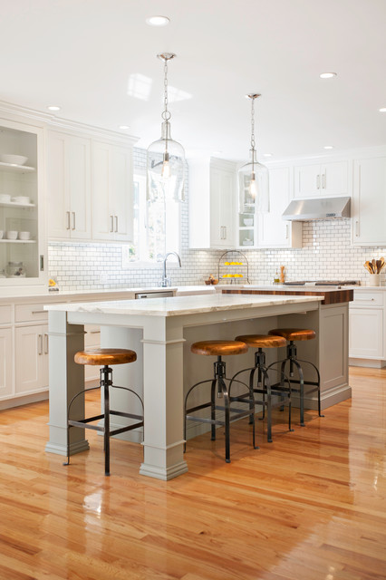 Swanson - Farmhouse - Kitchen - Boston - by Pennville Custom Cabinetry