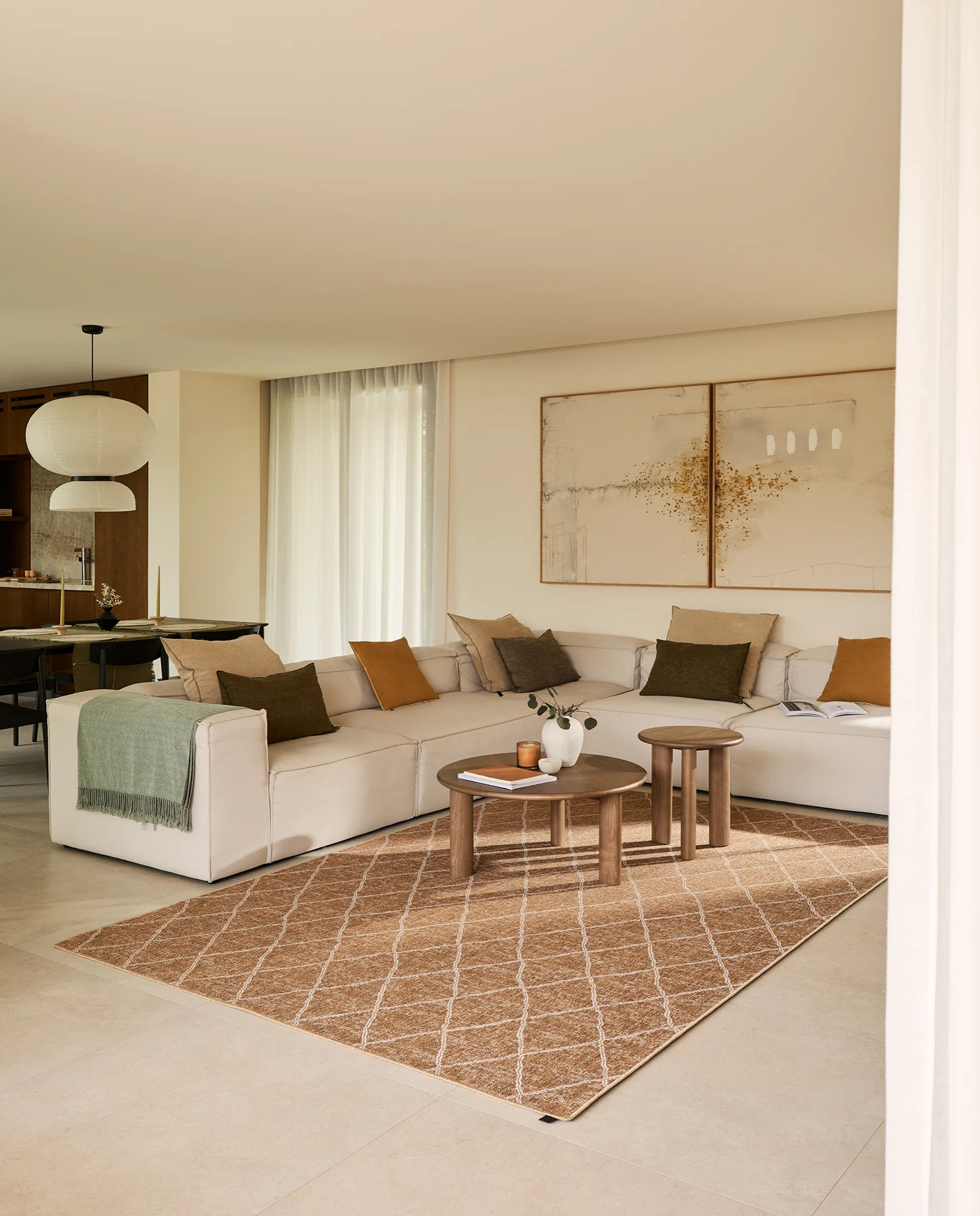 CUSTOM MADE RUGS&CARPETS