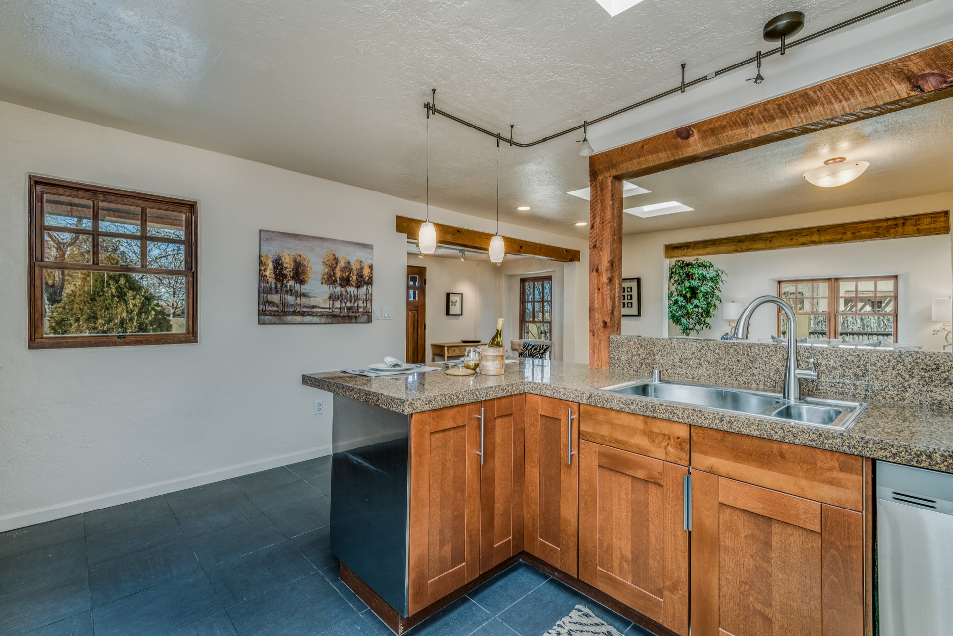 Santa Fe Remodel - Declovina