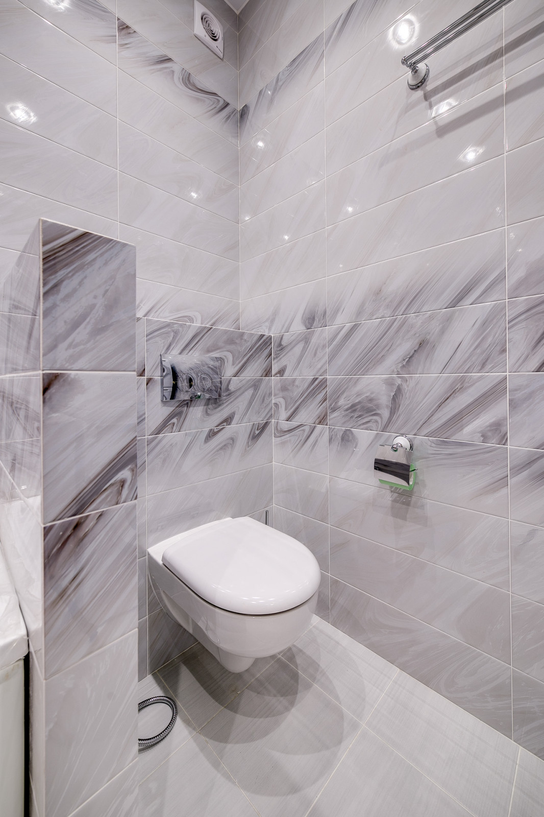 Свердловская набережная