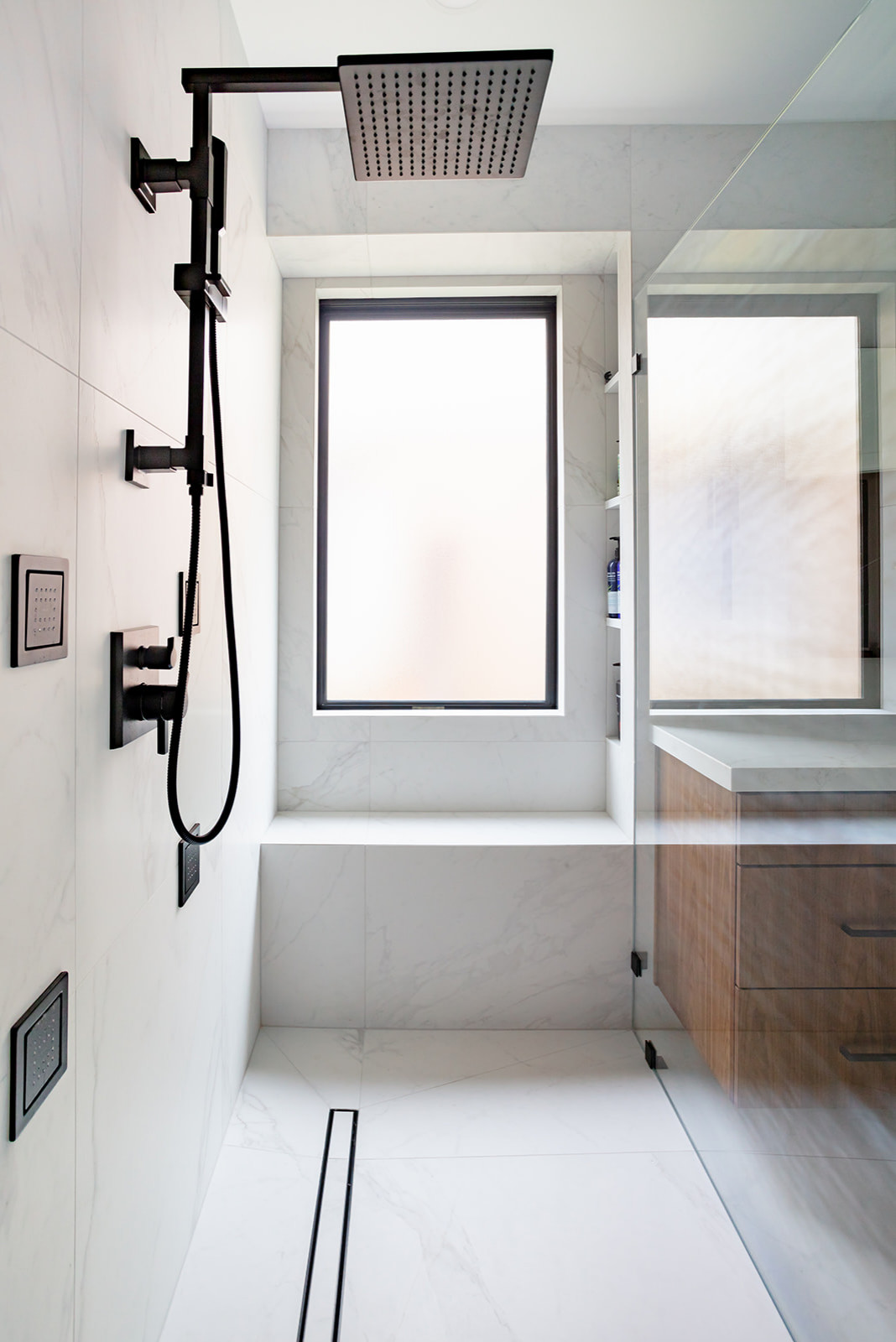 Modern Bath & Bedroom Remodel