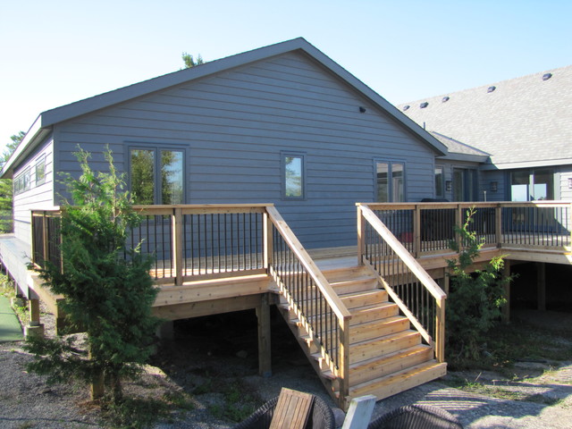 Large waterfront cottage decks deck