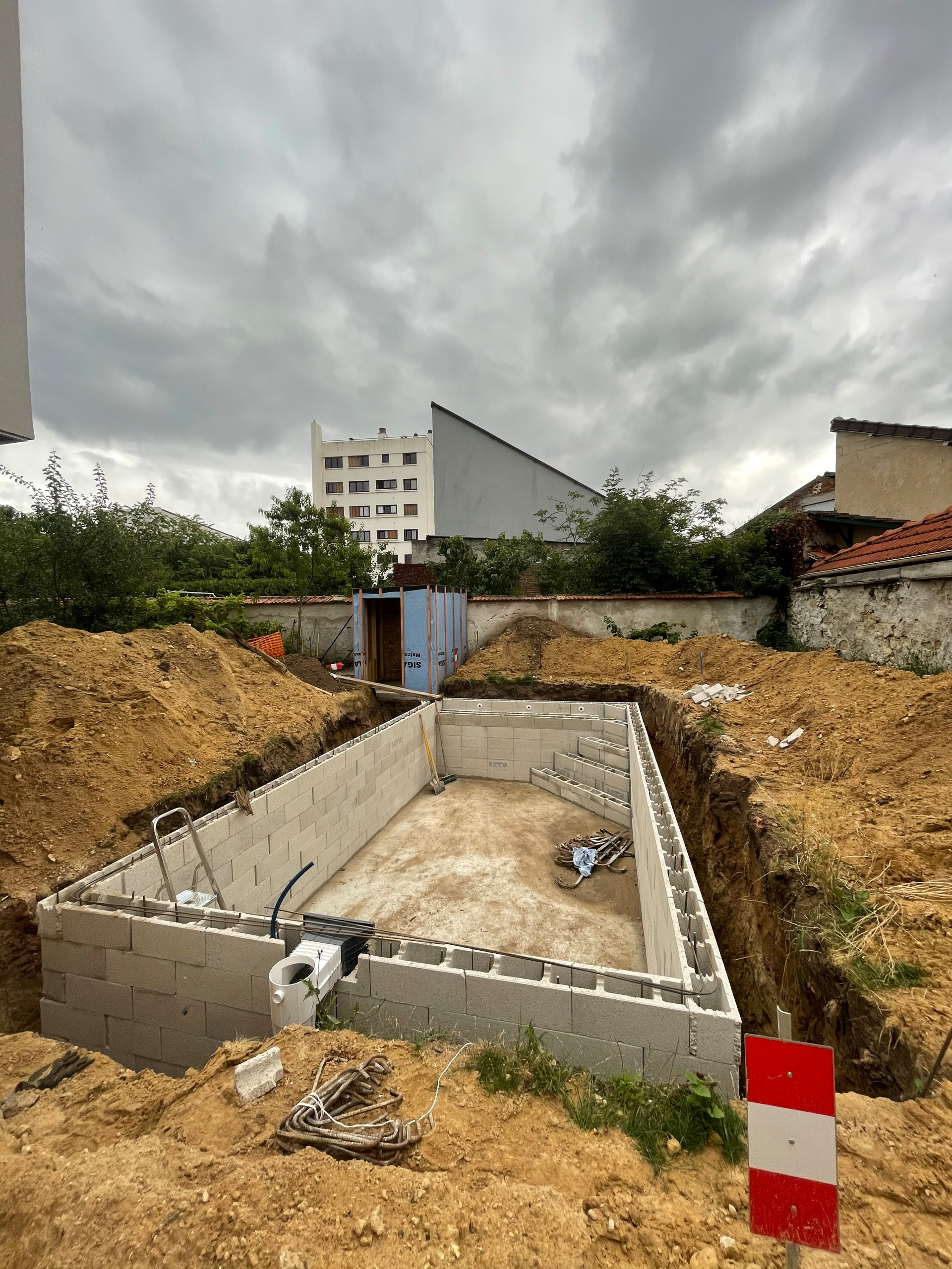 Construction piscine avec terrasse mobile St Maur des Fossés (EN COURS)