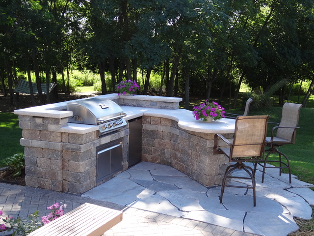 Custom Outdoor Kitchen contemporary-patio