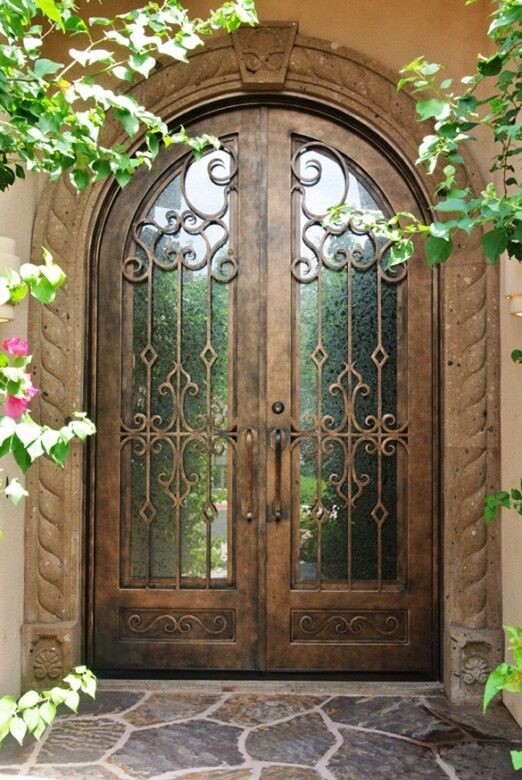 Mountain style entryway photo in Austin