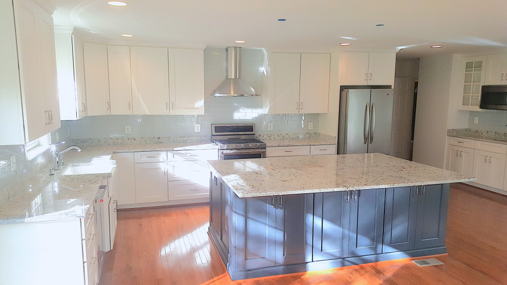 Two Toned Sunny Kitchen