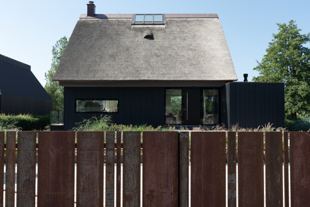 Ahrenshoop Gartenarchitektur scandinavian-house-exterior