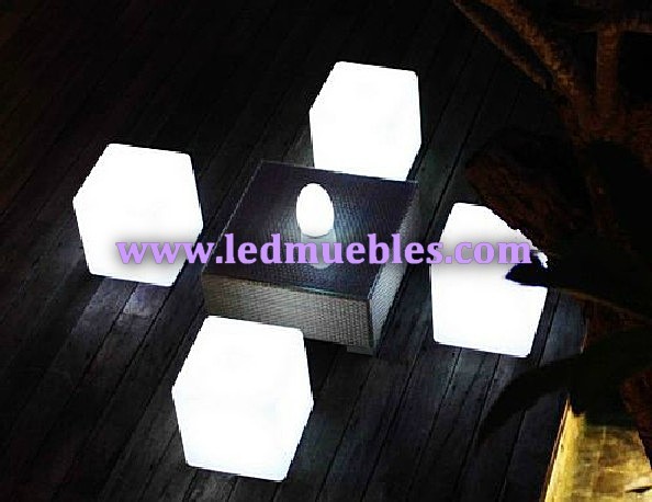 Glowing Cube Seat With Leather