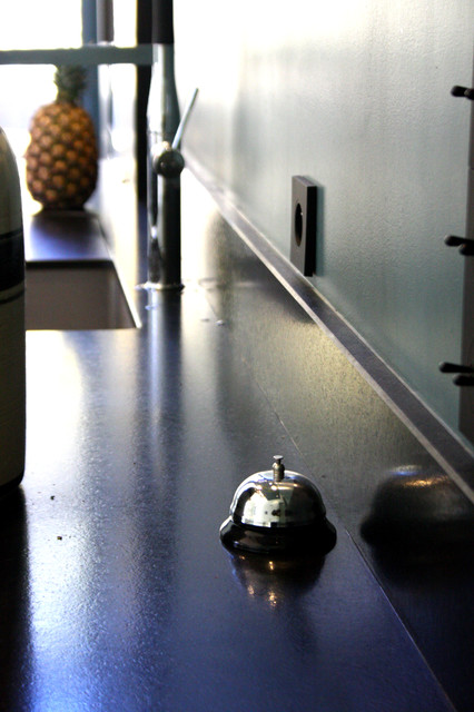 Cuisine &agrave; vivre modern-kitchen