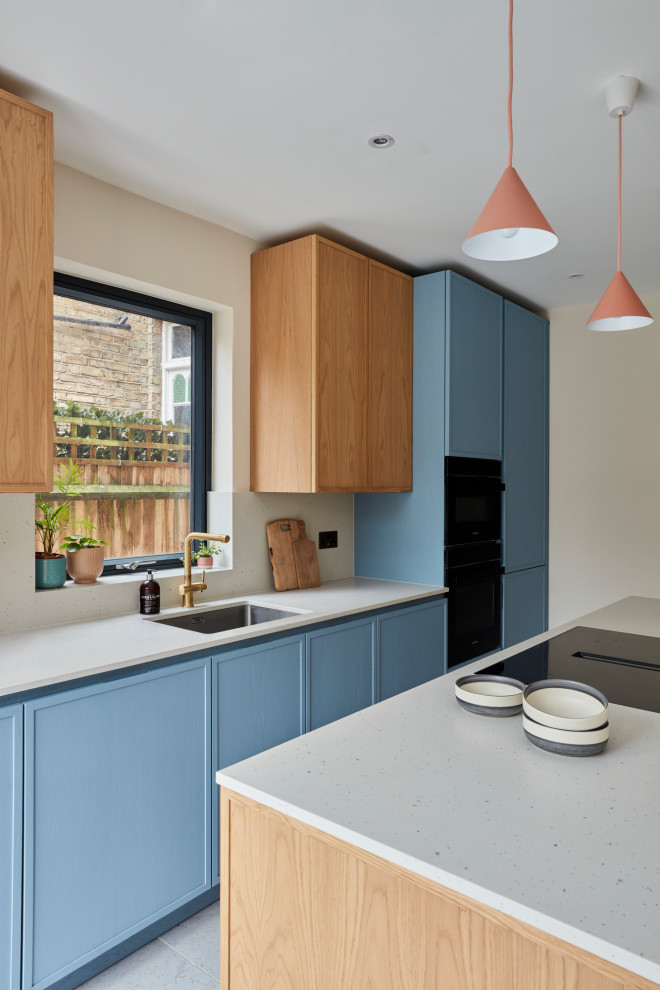 Design ideas for a contemporary kitchen in London.