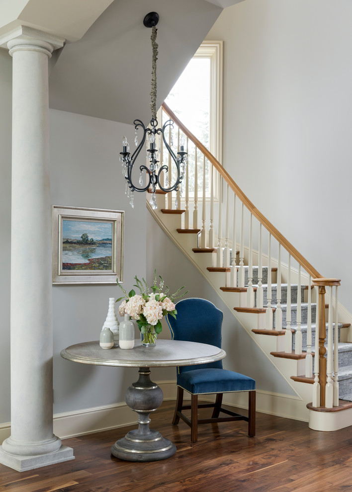 Transitional home design photo in Minneapolis
