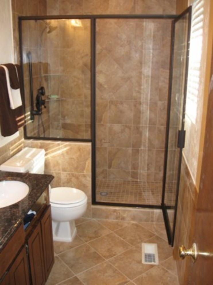 BATHROOM REMOLDING