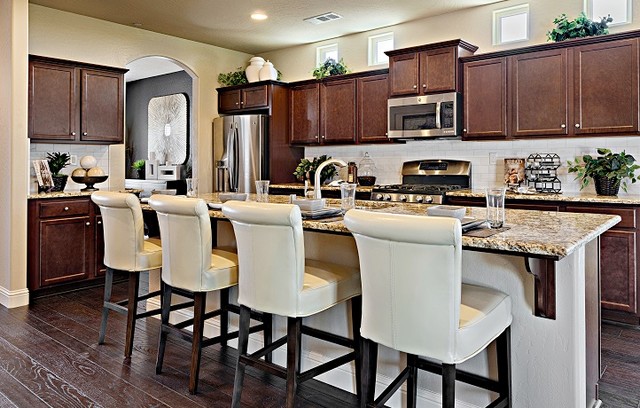 Visalia, CA - Chevalier moderno-cocina