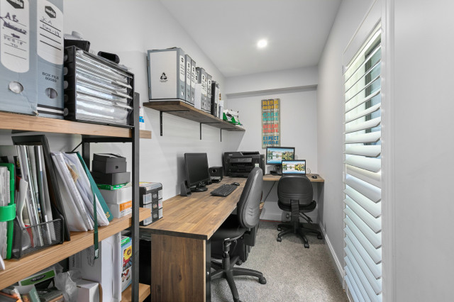 Modern Road Renovation modern-home-office