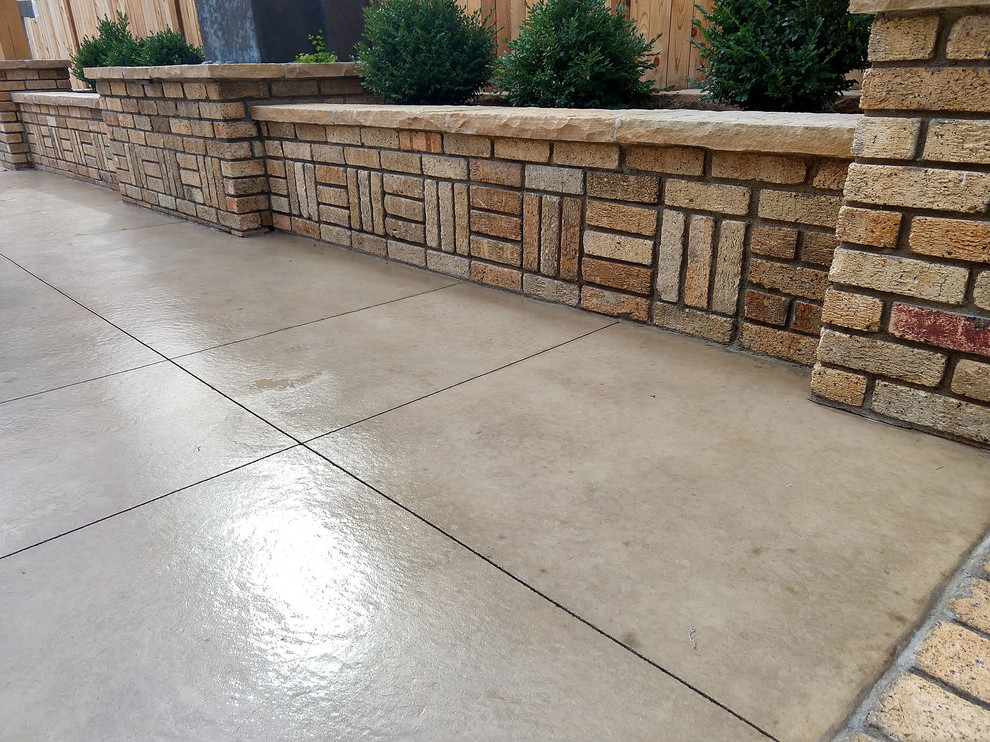 Contemporary Concrete Patio