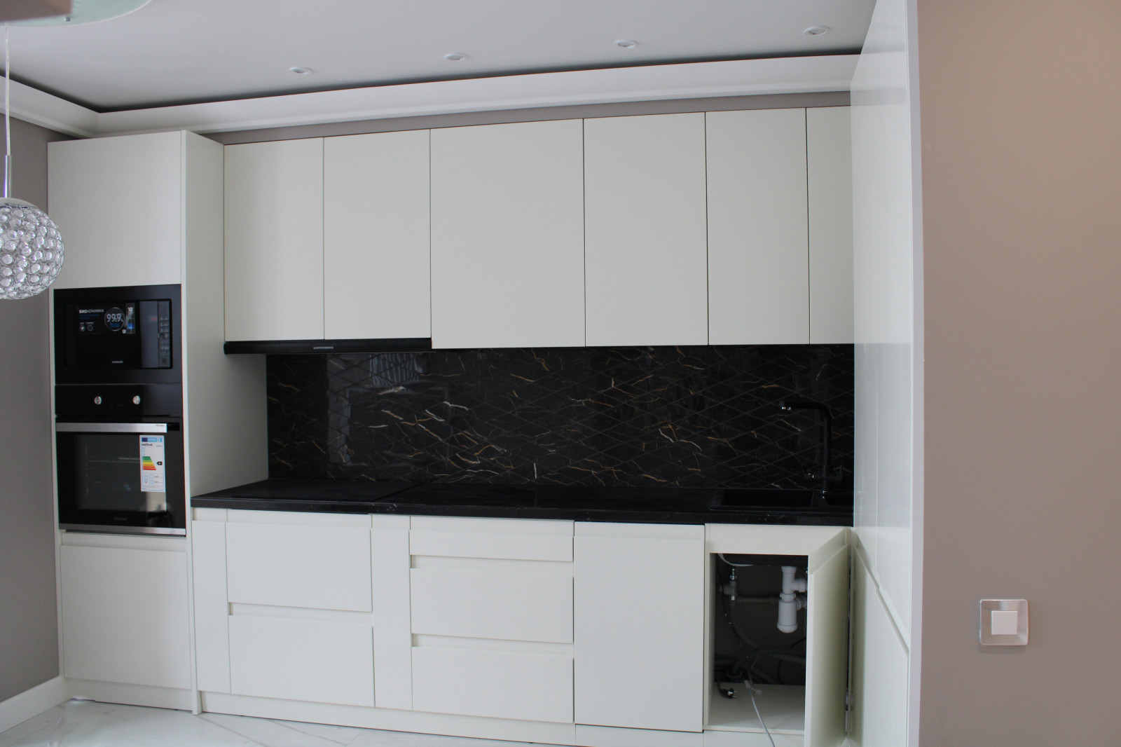 Кухня на Бехтеева