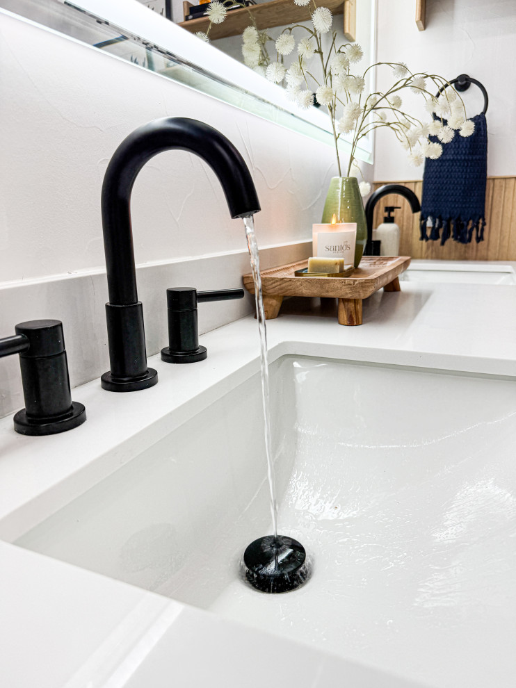 Ashley Dr Primary Bathroom & Styling