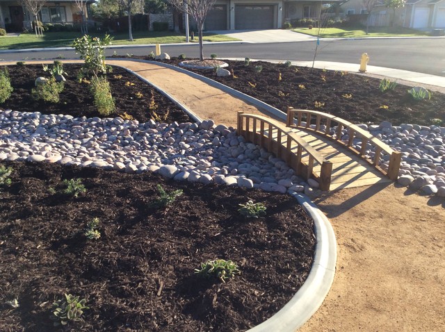 The Fielding Residence rustic-garden