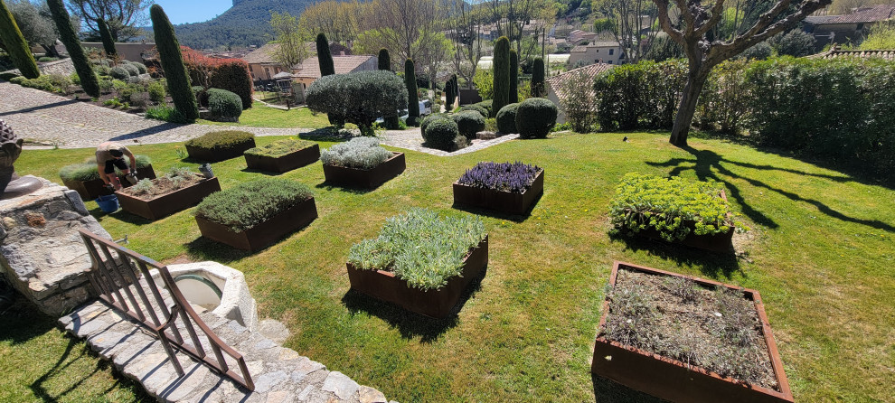 Jardin de Bastide dans le haut-Var