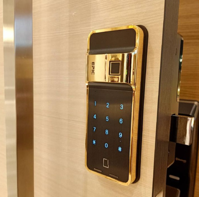KAADAS x EPIC 24K Smartphone Digital Lock for gate and HDB door