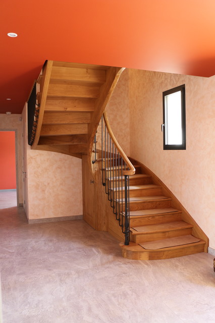 Maison en Bourgogne modern-treppen