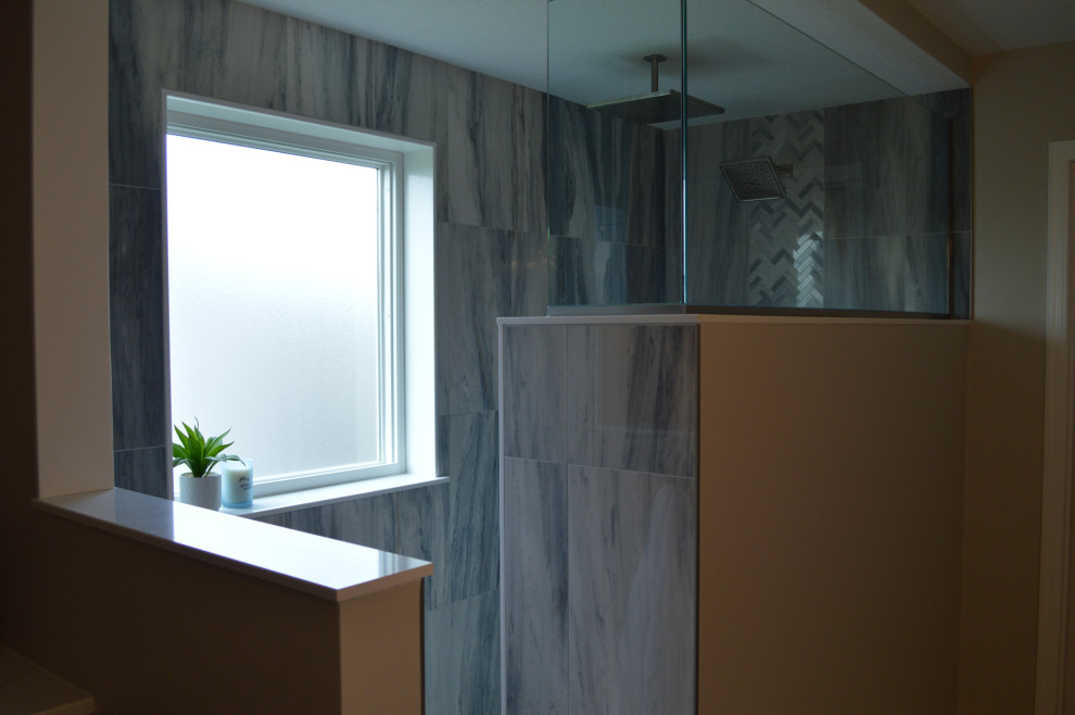 Gleason Farms Owner's Bath with Walk-in Shower