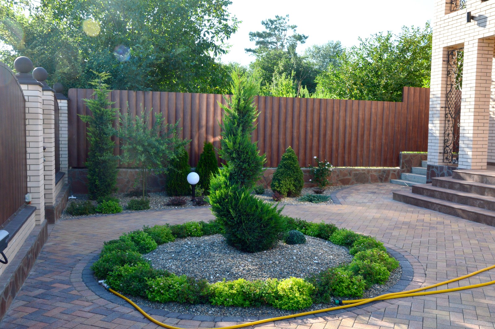 Озеленение участка в г.Крымск