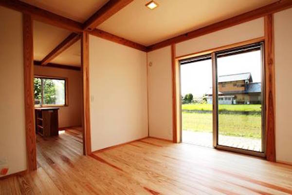平屋住宅23坪 和風住宅 大収納力のある木の家 Farmhouse Other By 無垢の木と自然素材でつくる 木ごこち良い家 つくば市のヒダモク Houzz
