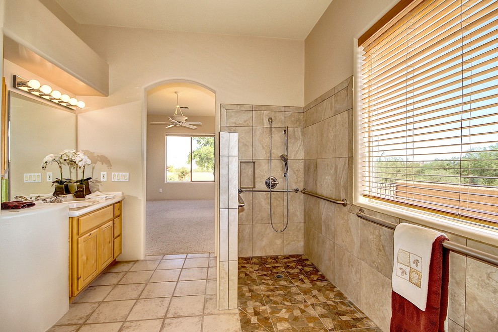 Southwest home design photo in Phoenix
