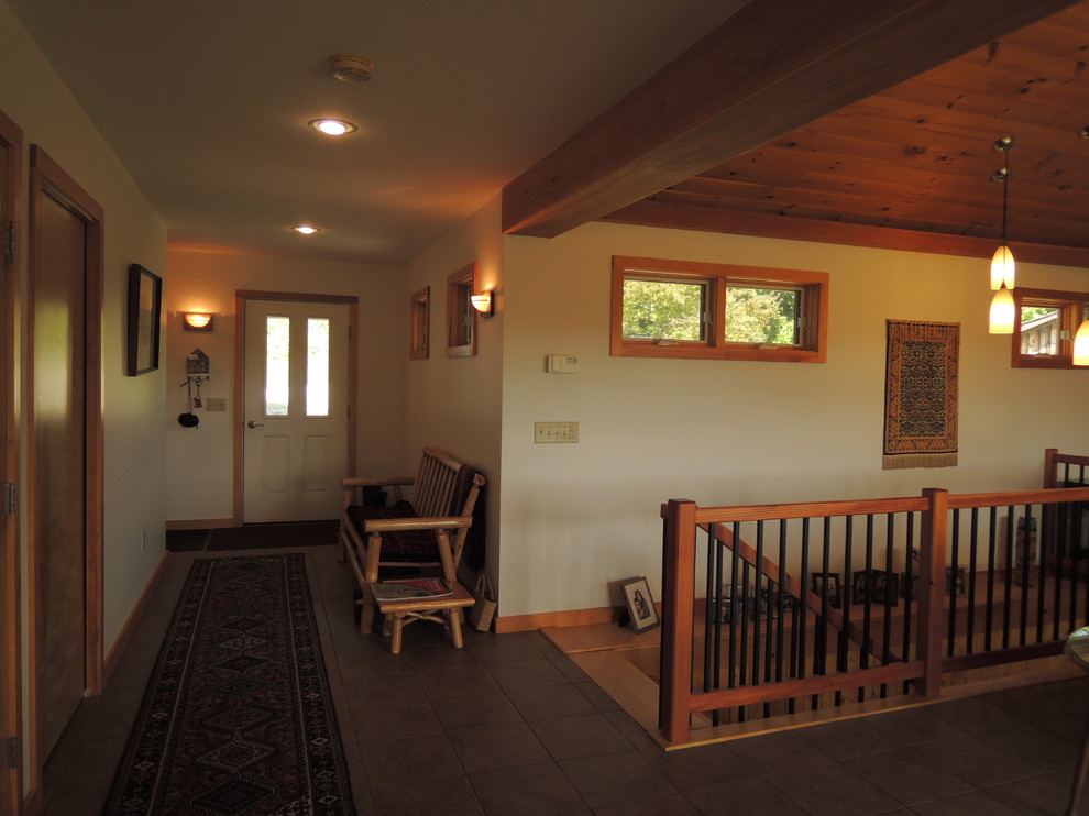 Entryway - entryway idea in Burlington