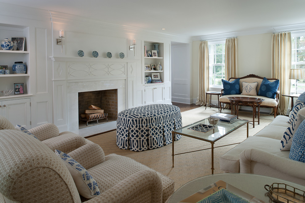 Photo of a traditional living room in New York with white walls.