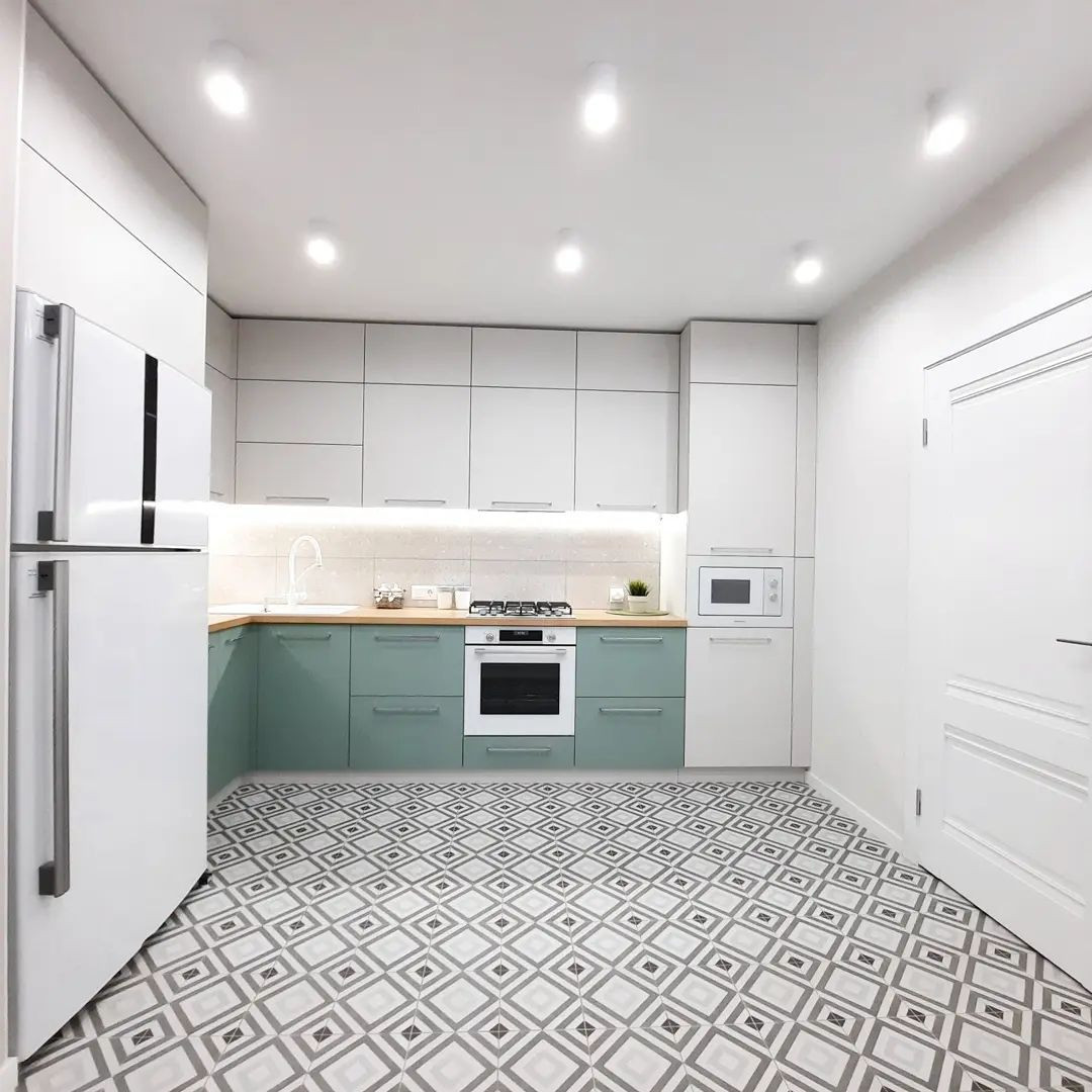 Реализованный дизайн-проект кухни на ул.Земельная