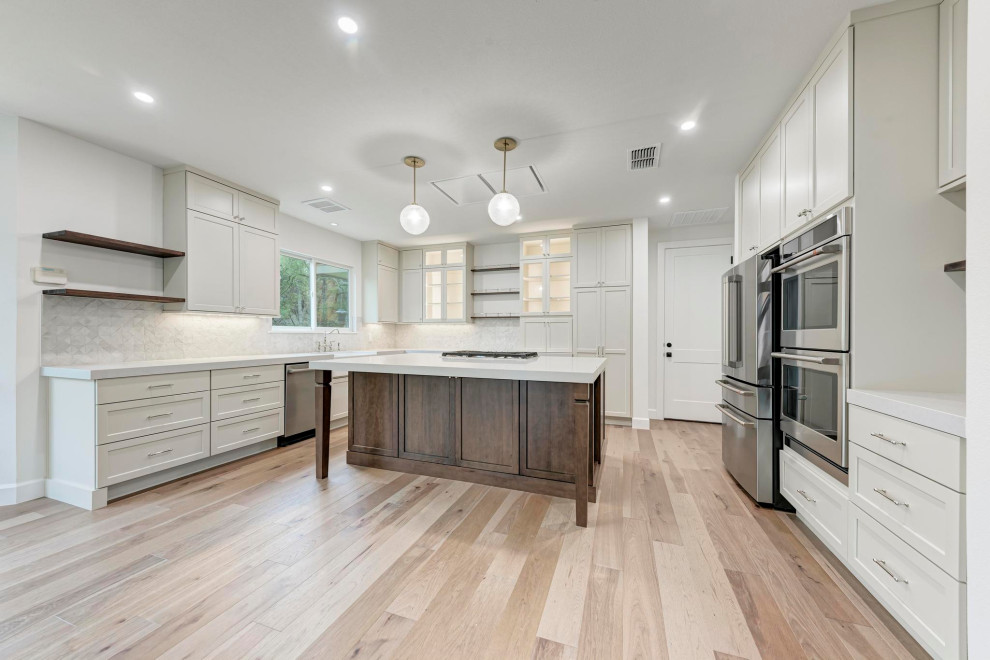 Example of a transitional kitchen design in Austin