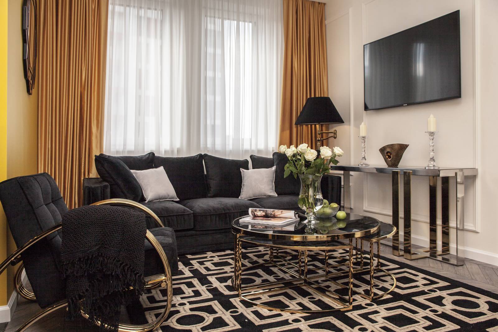 Помпезный Арт-деко в квартире на Нагатинской