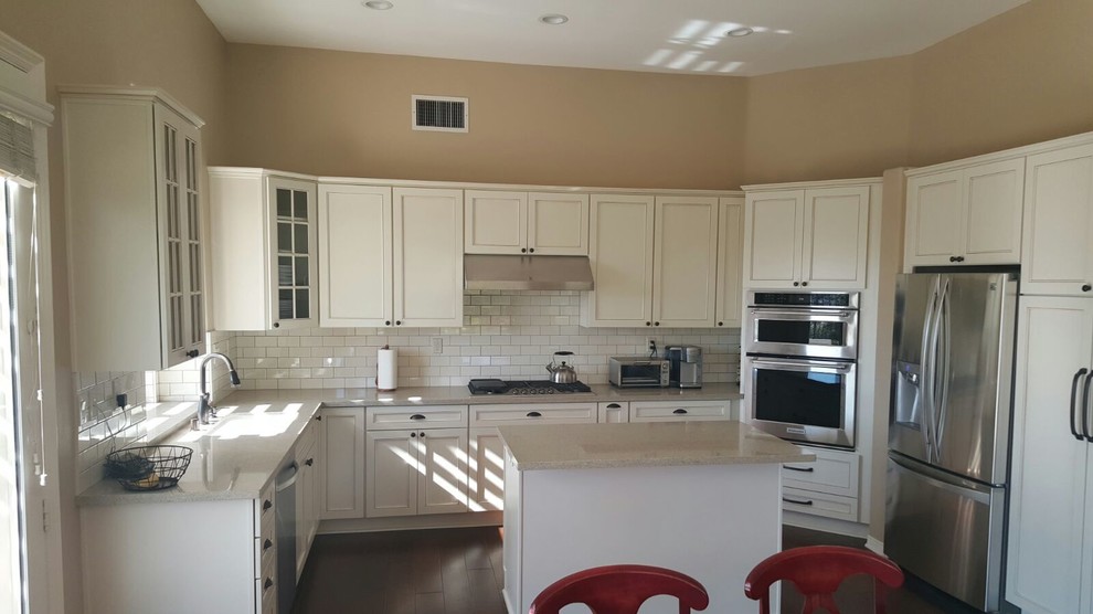 White Shaker Kitchen Cabinet