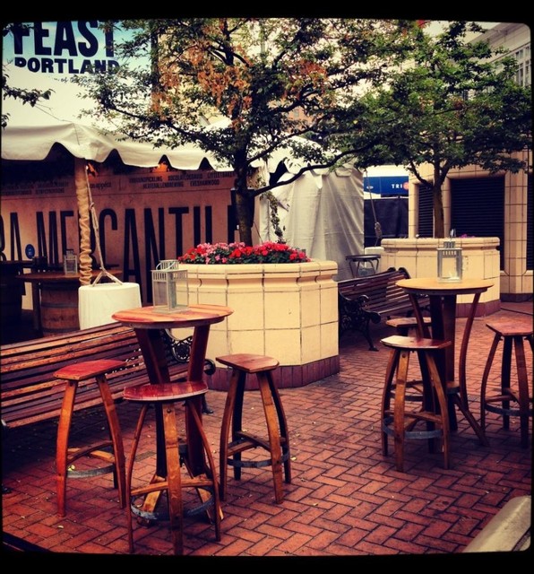 Pub Tables american-traditional-wine-cellar