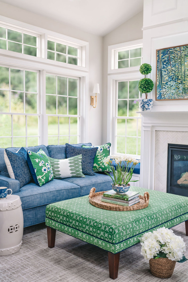 Home design - transitional home design idea in Cincinnati