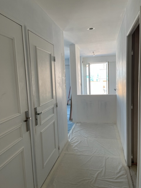 Entrée en cours de rénovation