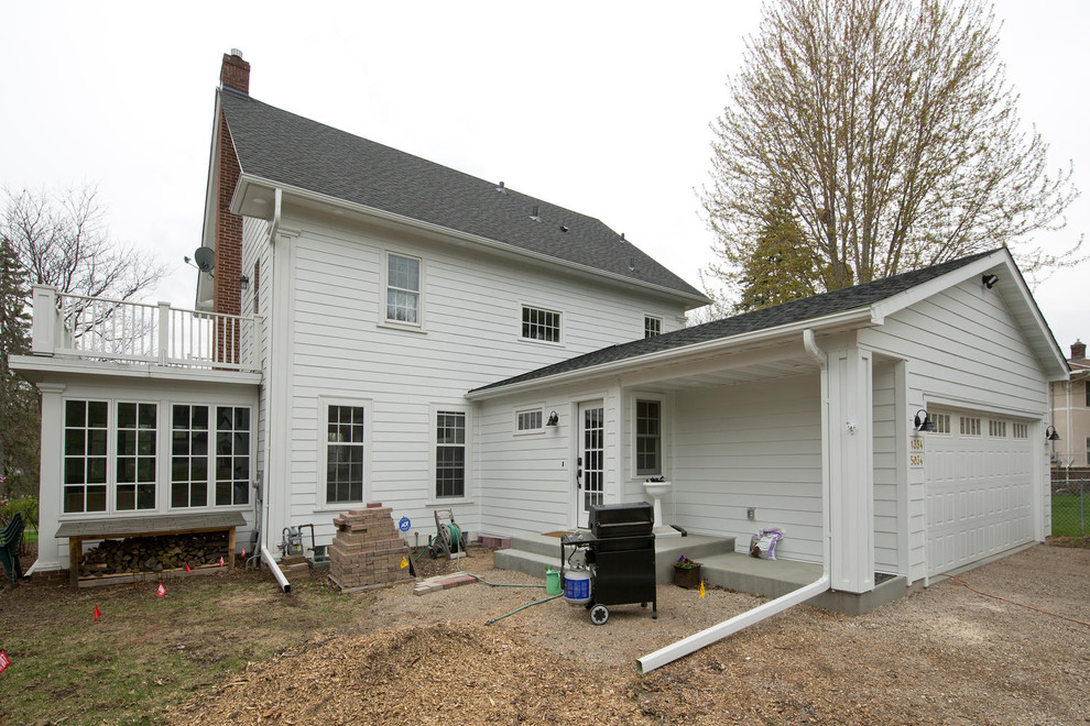 Inspiration for a transitional home design remodel in Minneapolis