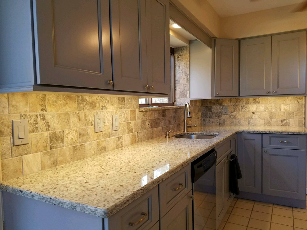 Inspiration for a transitional kitchen remodel in New York