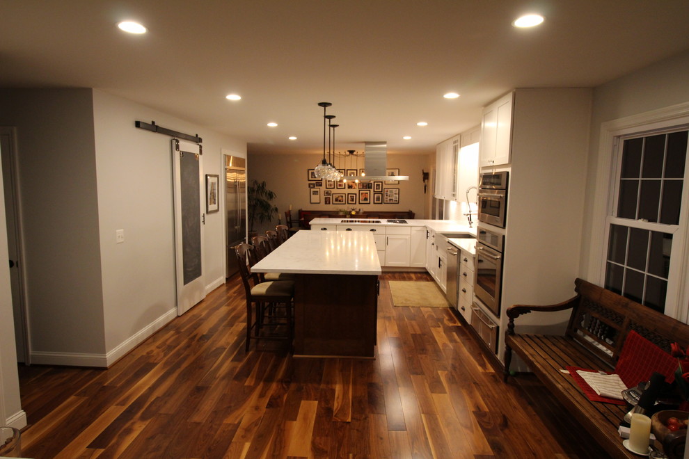 Bold Barn Door Kitchen