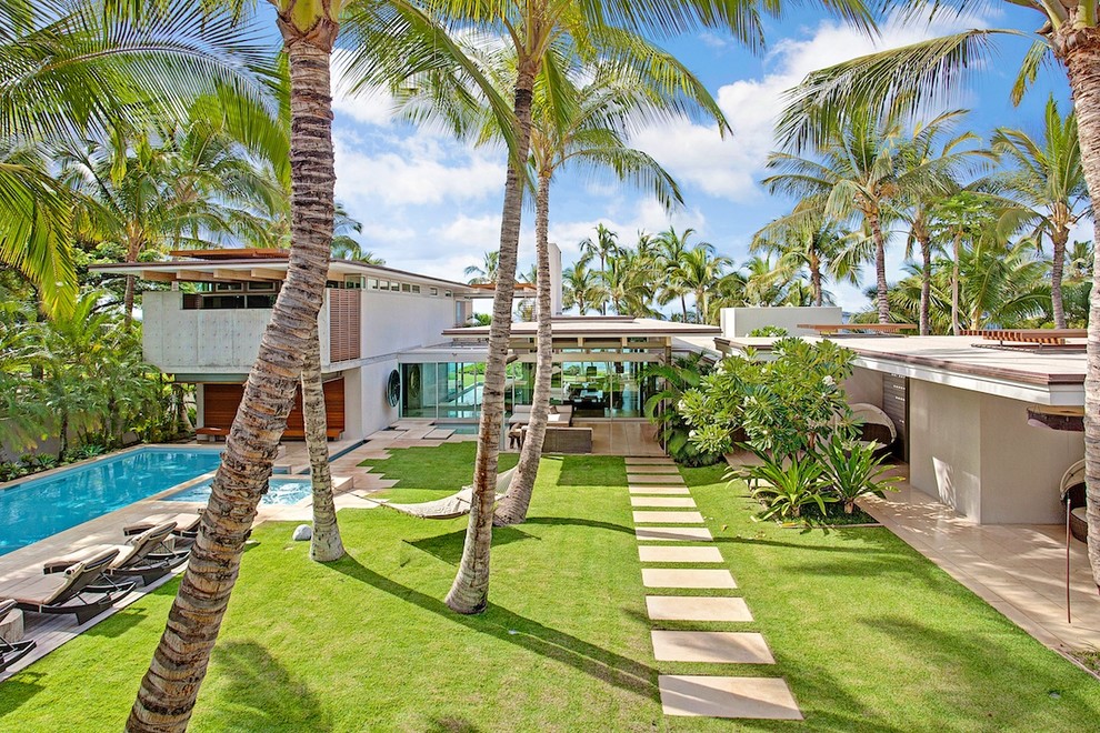 Inspiration for a contemporary garden in Hawaii.