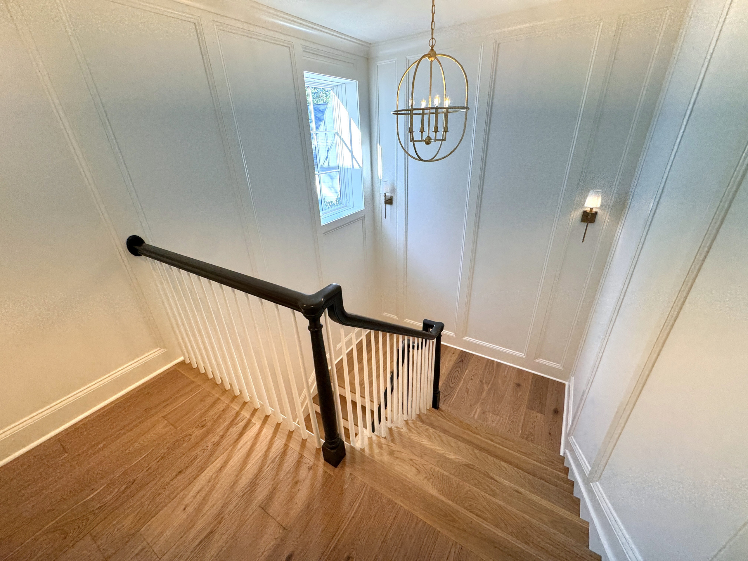 Project #160 | Traditional Box Stair with Gooseneck Handrail