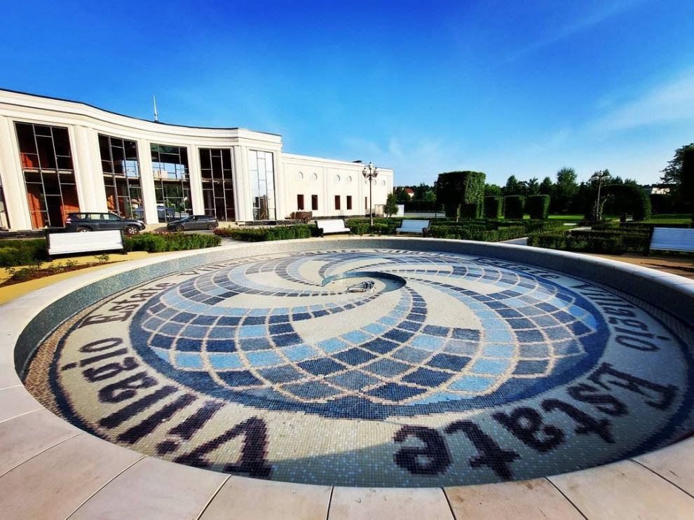 Строительство частного бассейна "под ключ"  ПРЕИМУЩЕСТВА БАССЕЙНА В СВОЕМ ДОМЕ П