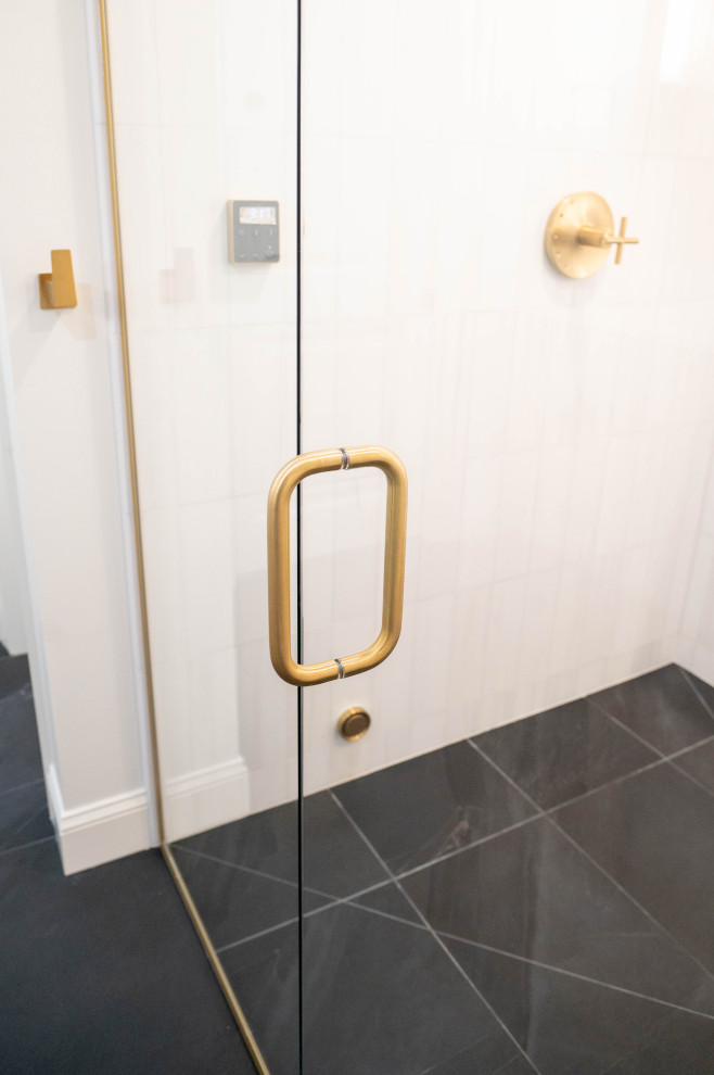 Bosworth Primary Bathroom