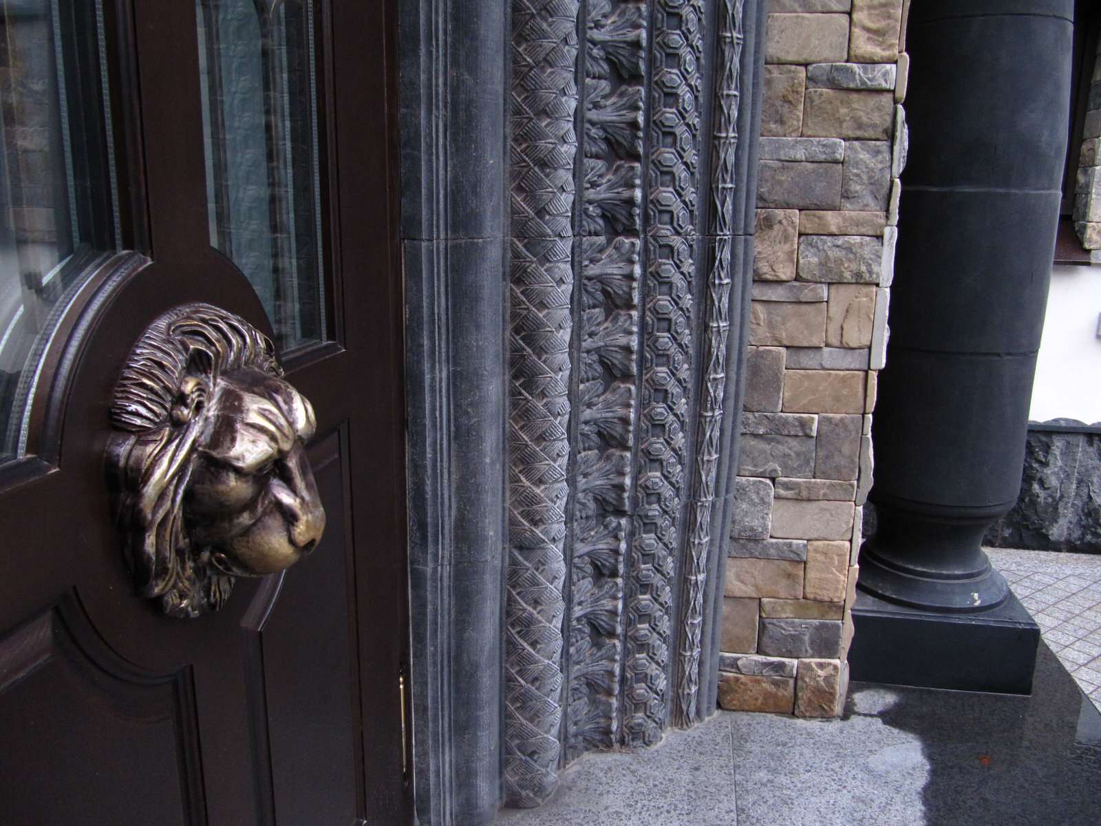 частный особняк  с. Троицкое