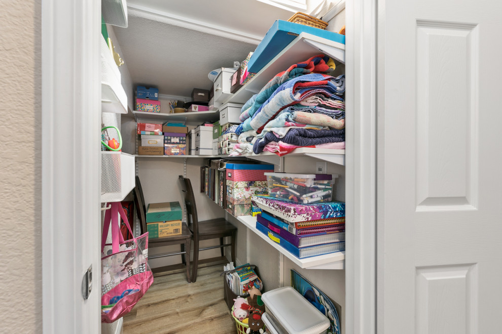 Laundry, Closets and kids bedrooms