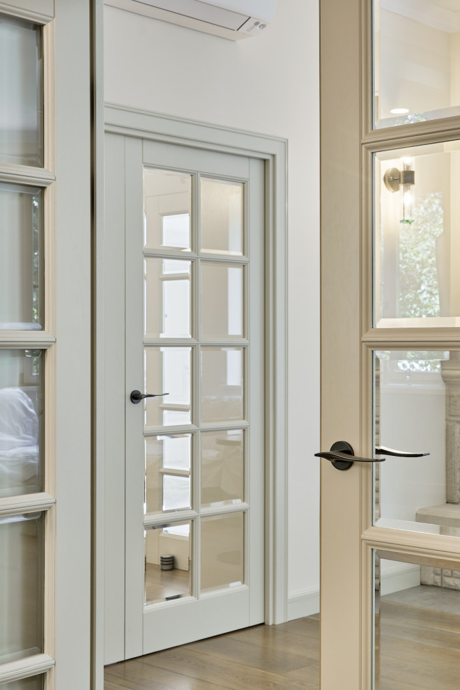 Кантри Ral 1013 в интерьере дома