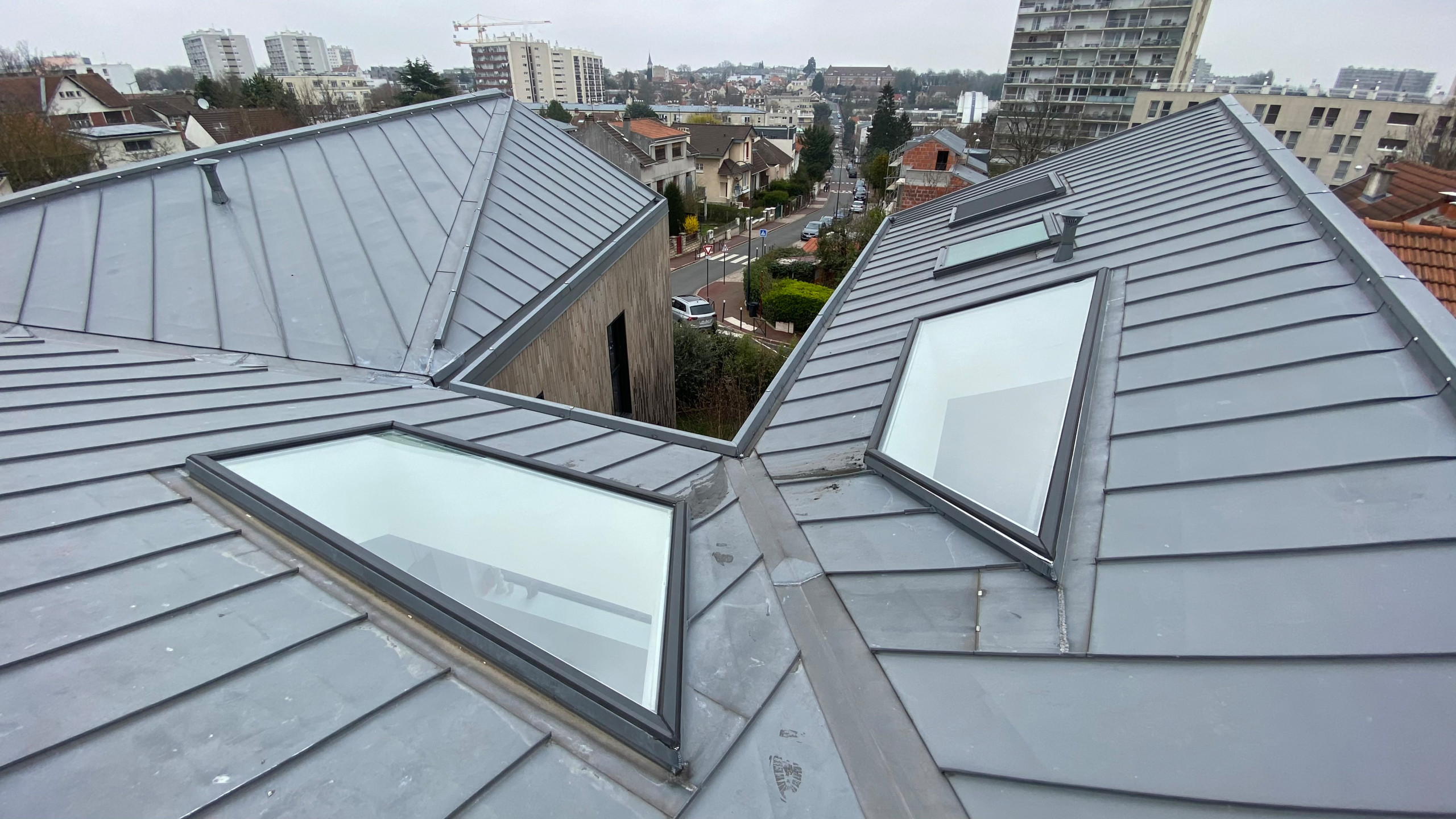 Construction d'une maison et mobilier sur-mesure